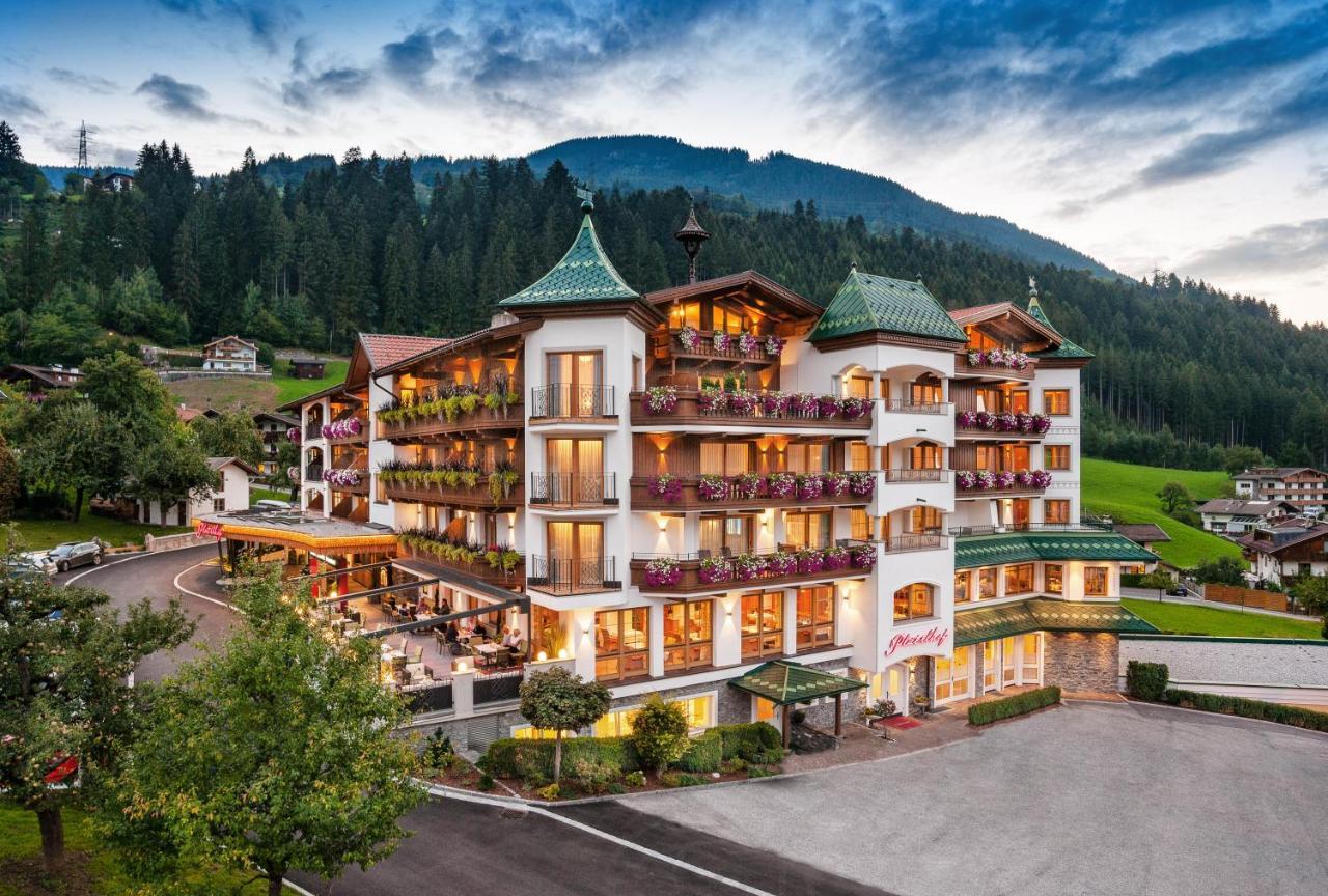 Platzlhof - Mein Hotel Im Zillertal Ried im Zillertal Exterior photo